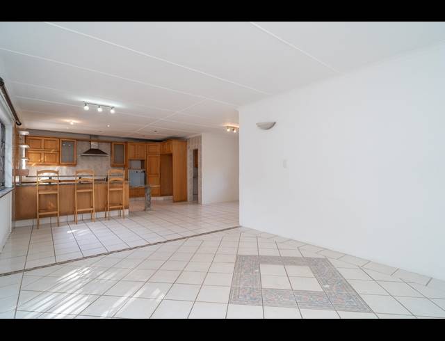 4 BEDROOM FREESTANDING RENTED IN WESTVILLE